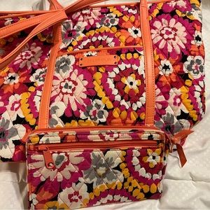 Vera Bradley Small Tote/Shoulder Bag & Matching Wallet in Pixie Blooms Print.